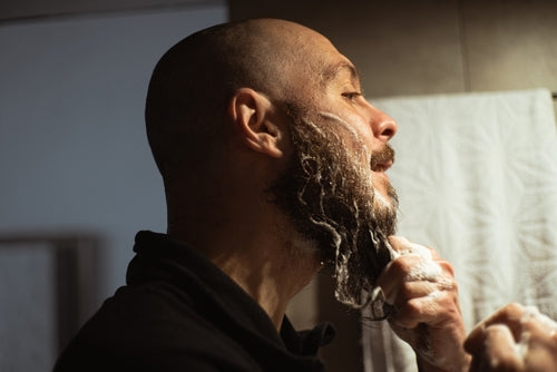 How Can I Prevent Beard Dandruff and Irritation? Discovering SLS Free Solutions